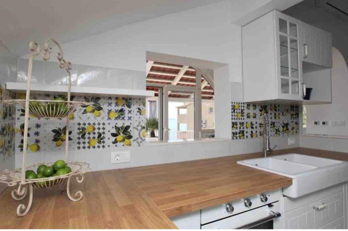 Trogir Ciovo Big Seaview Apartment Near The Sea エクステリア 写真